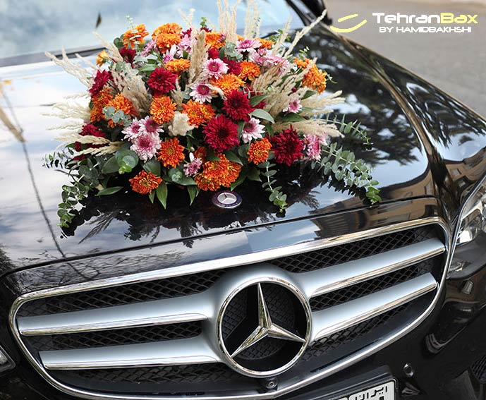 گل ماشین عروس روی بنز